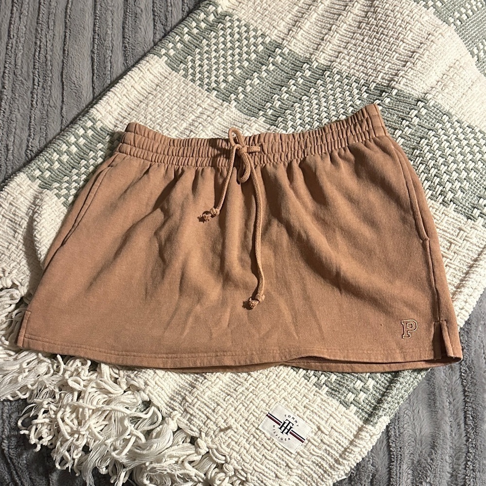NWT PINK high waist fleece skirt